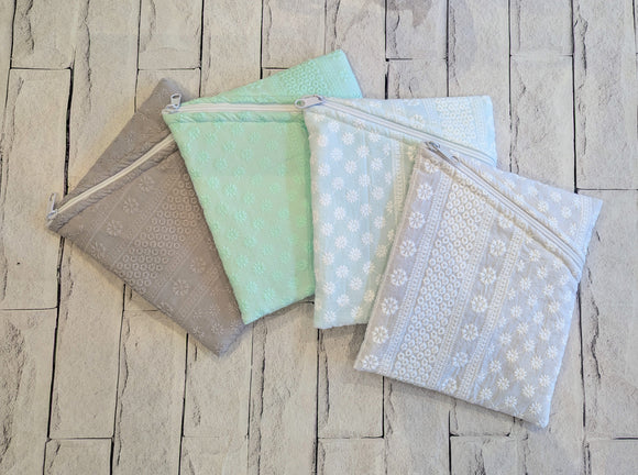 Pochette protectrice Broderie