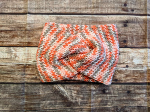 Bandeau au tricot Bo peep corail
